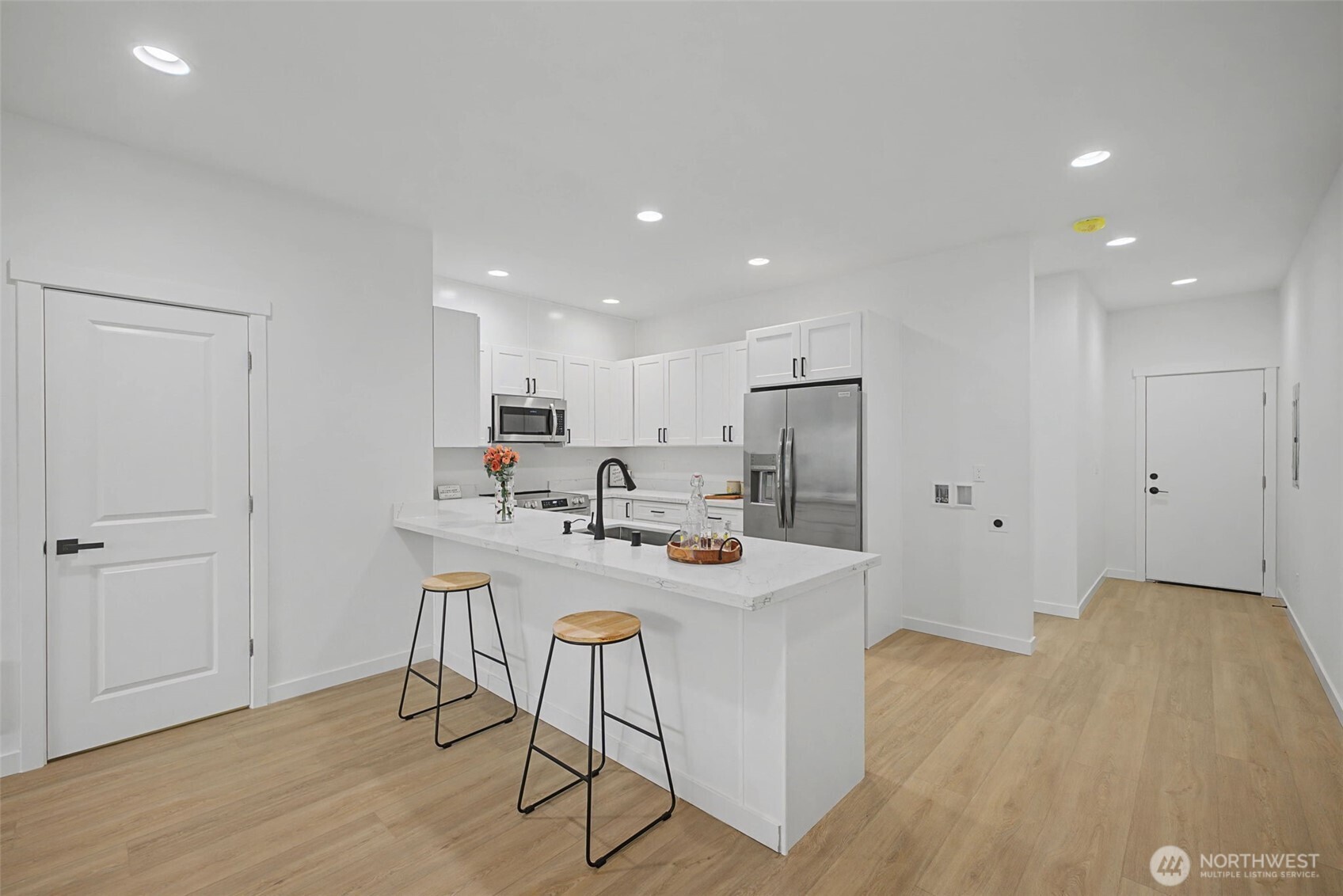 4753 Court R Tacoma, WA 98404 - Photo 5 of 16