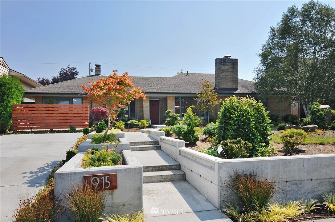 915 Rucker Avenue Everett, WA 98201 - Photo 2 of 25 Gallery Image 2