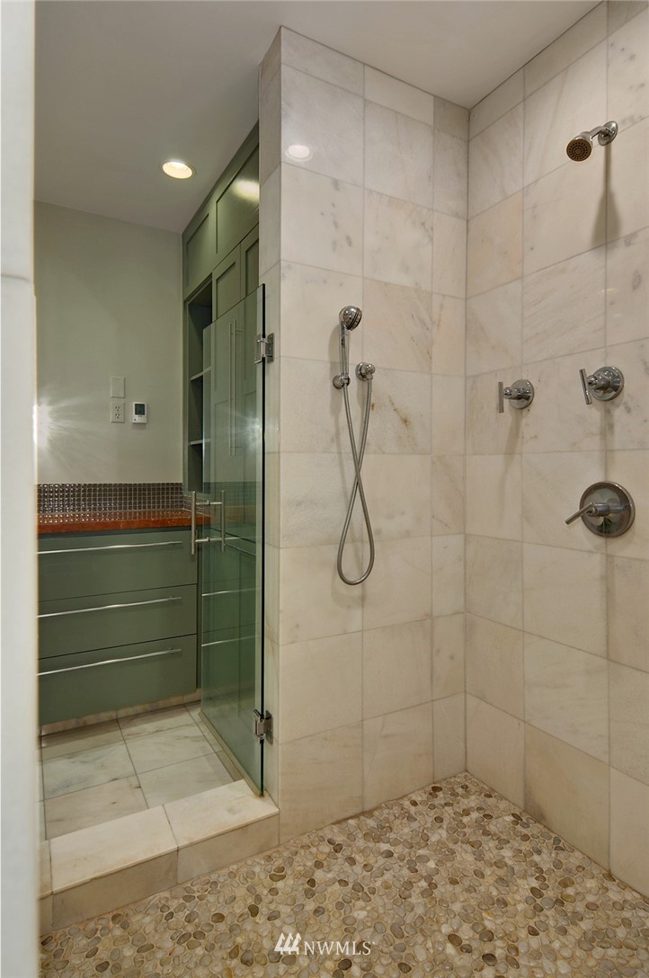 915 Rucker Avenue Everett, WA 98201 - Photo 14 of 25 Gallery Image 14