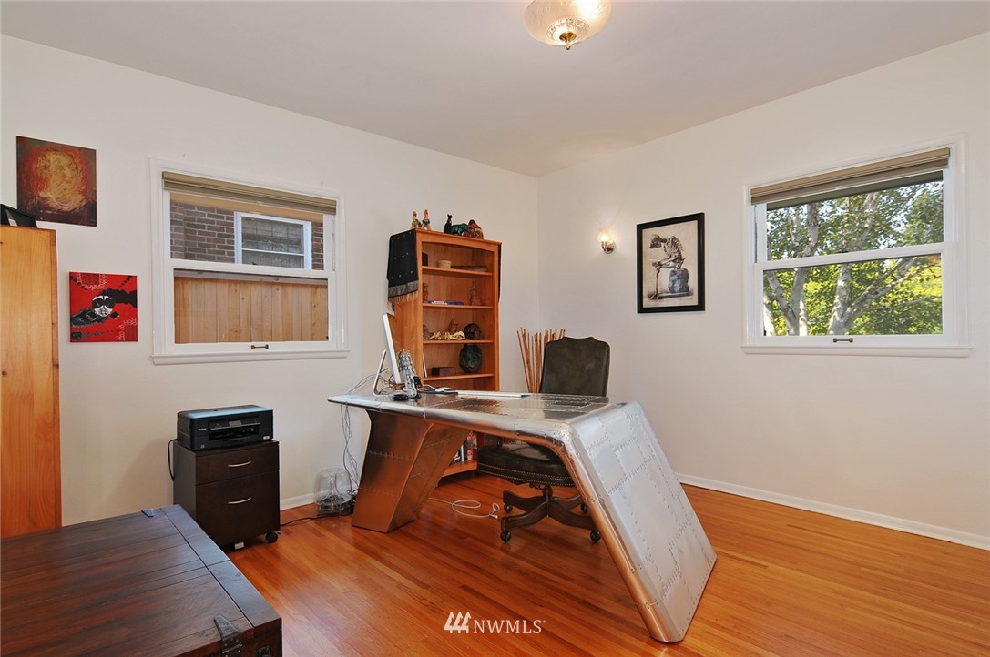 915 Rucker Avenue Everett, WA 98201 - Photo 15 of 25 Gallery Image 15