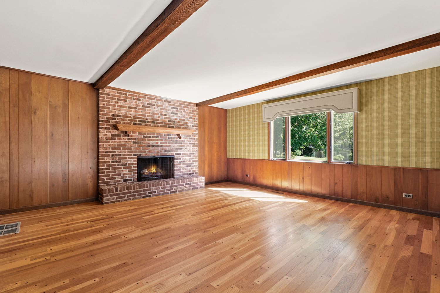 808 Burning Tree Lane Naperville, IL 60563 - Photo 12 of 34 a view of an empty room with glass door and wooden floor