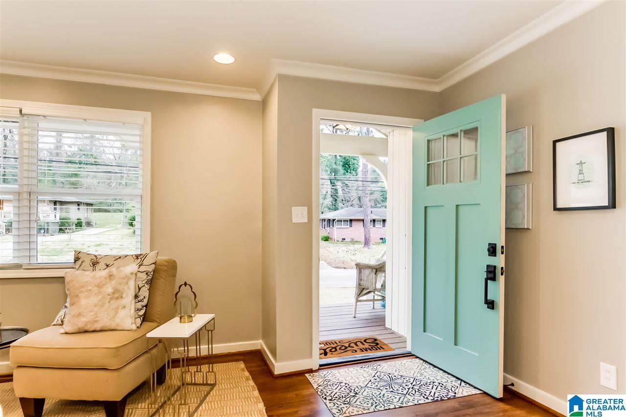 1631 Cresthill Road Birmingham, AL 35213 - Photo 3 of 34