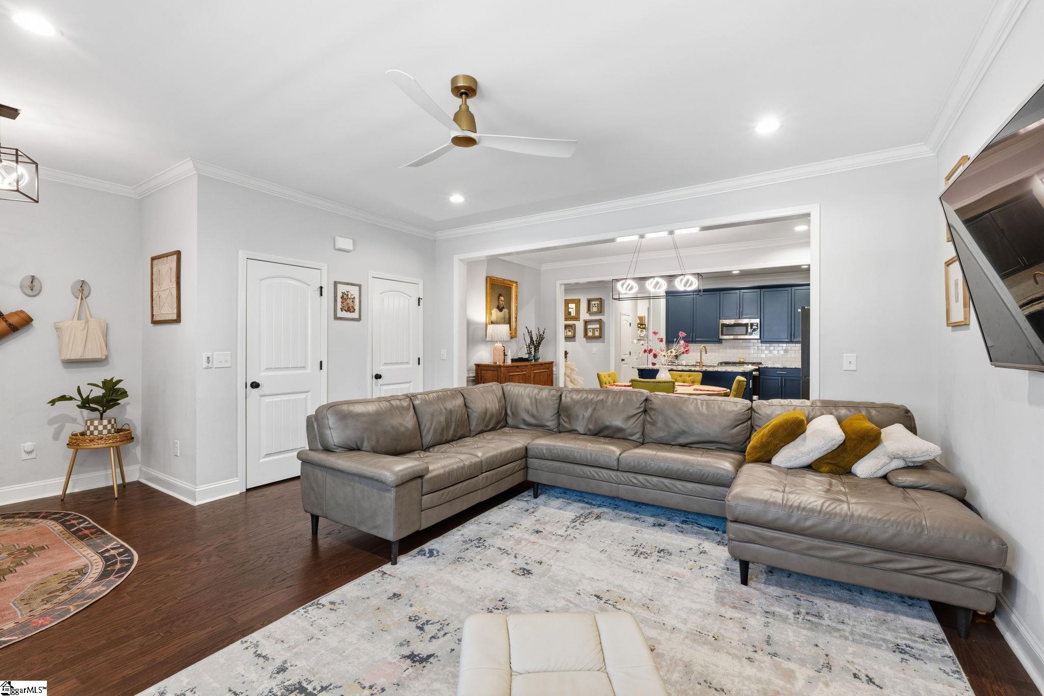 32 Peckham Street Greenville, SC 29607 - Photo 4 of 43