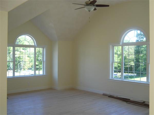 4 Madison Way Merrimac, MA 01860 - Photo 12 of 18 Gallery Image 12