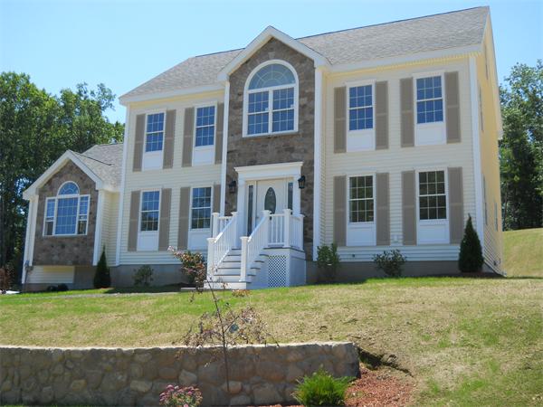 4 Madison Way Merrimac, MA 01860 - Photo 3 of 18 Gallery Image 3
