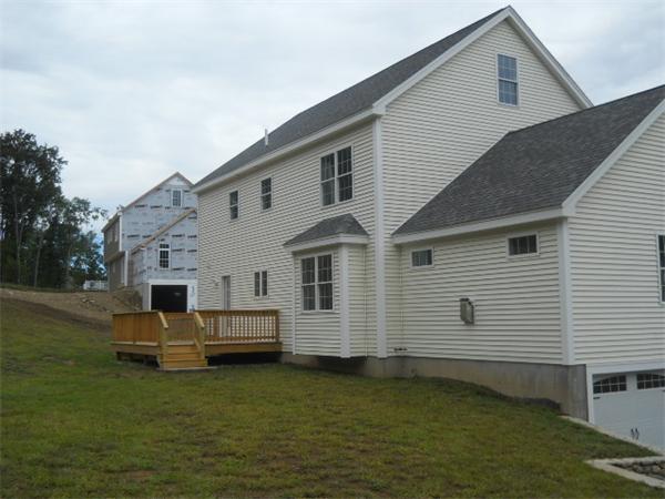 4 Madison Way Merrimac, MA 01860 - Photo 9 of 18 Gallery Image 9