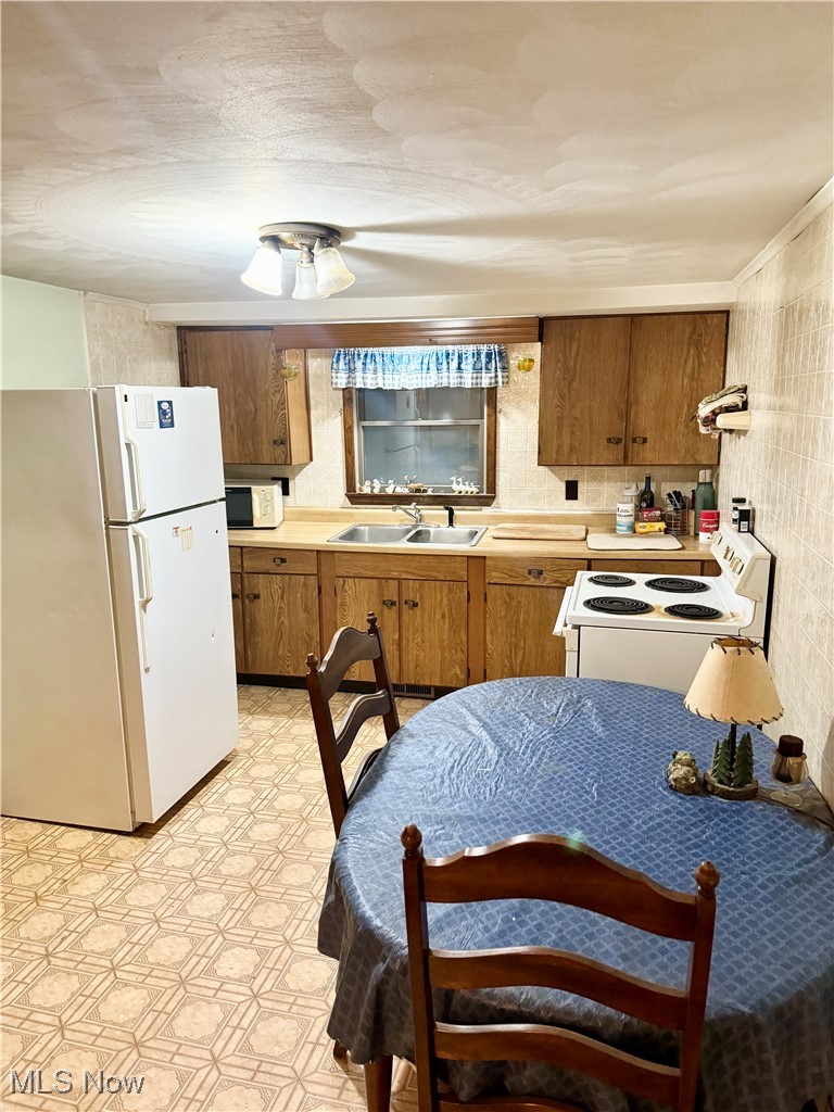 1457 St Johns Road Colliers, WV 26035 - Photo 9 of 38 Kitchen with sink and appliances