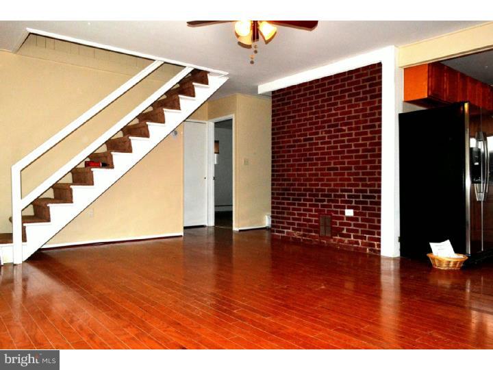 43 Idolstone Road Levittown, PA 19057 - Photo 25 of 25 Living Room