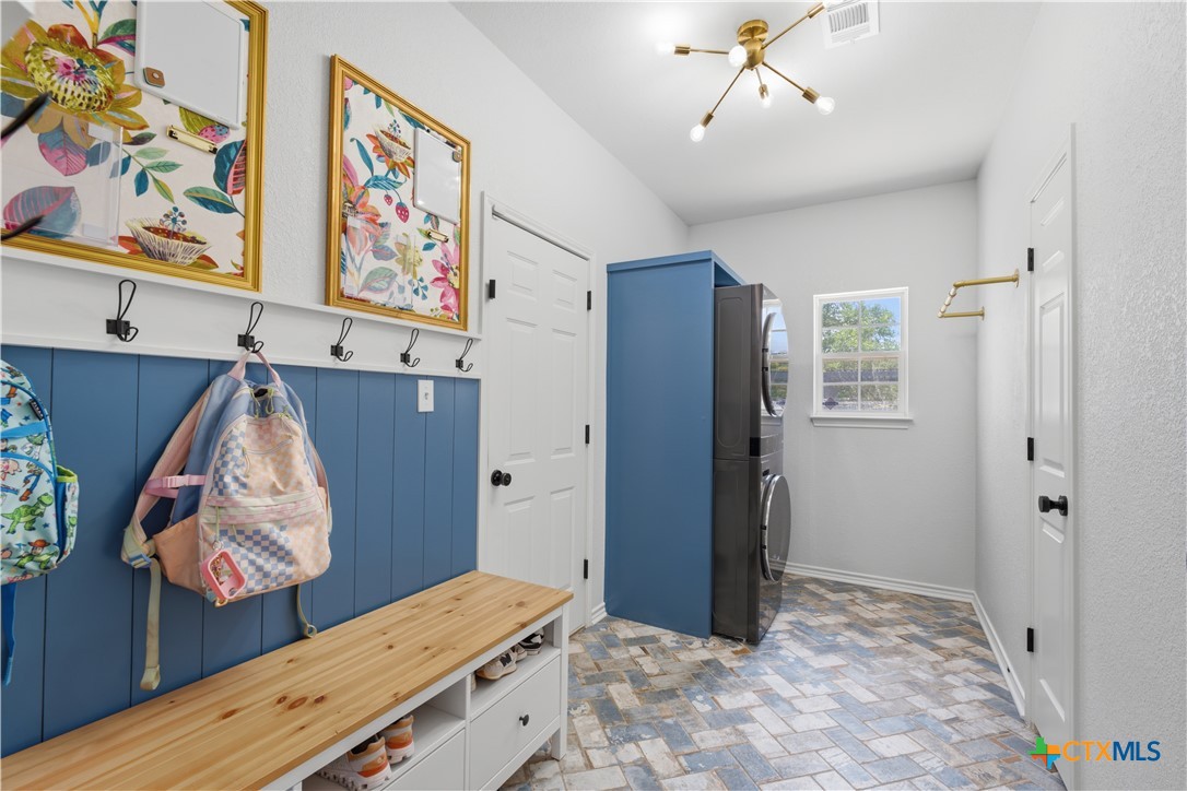 3020 Riverside Trail Temple, TX 76502 - Photo 18 of 48 Laundry/Mudroom