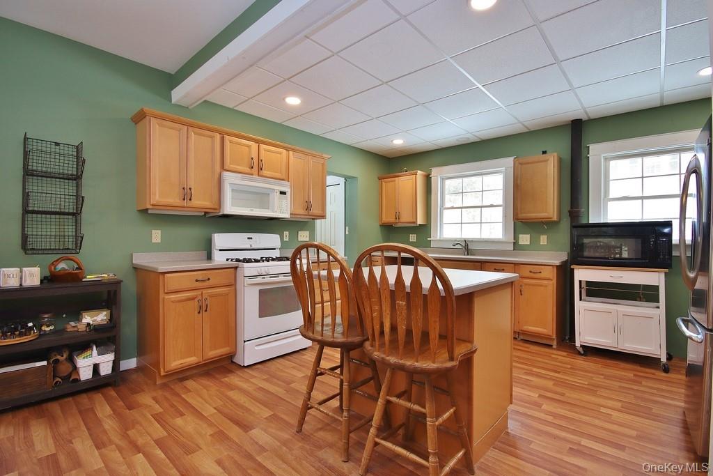 53 Yorktown Road Roscoe, NY 12776 - Photo 8 of 35