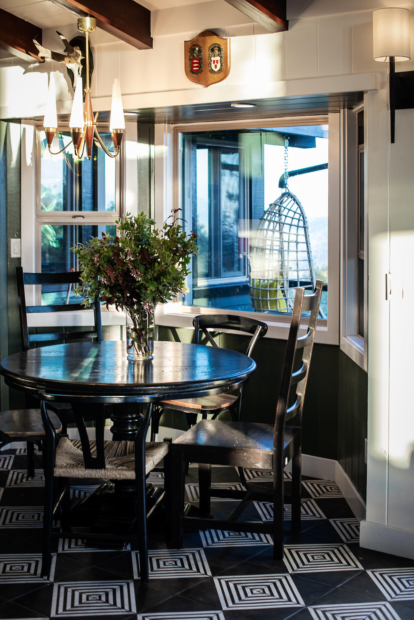 52421 Double View Drive Idyllwild, CA 92549 - Photo 22 of 73 a view of a dining room with furniture