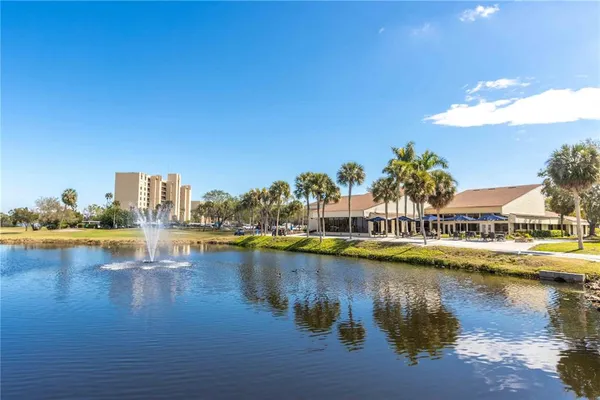 $327,800 | 2621 Cove Cay Drive, Unit 1003, Clearwater, FL 33760