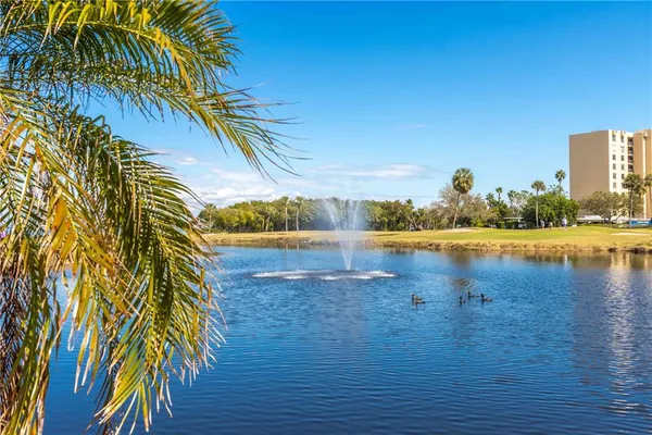 $327,800 | 2621 Cove Cay Drive, Unit 1003, Clearwater, FL 33760