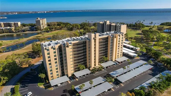 $327,800 | 2621 Cove Cay Drive, Unit 1003, Clearwater, FL 33760