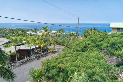 $599,000 | 87-299 Kaohe Road, Captain Cook, HI 96704