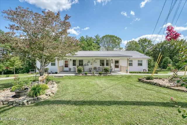 $584,800 | 207 Hayes Road, Crossville, TN 38555