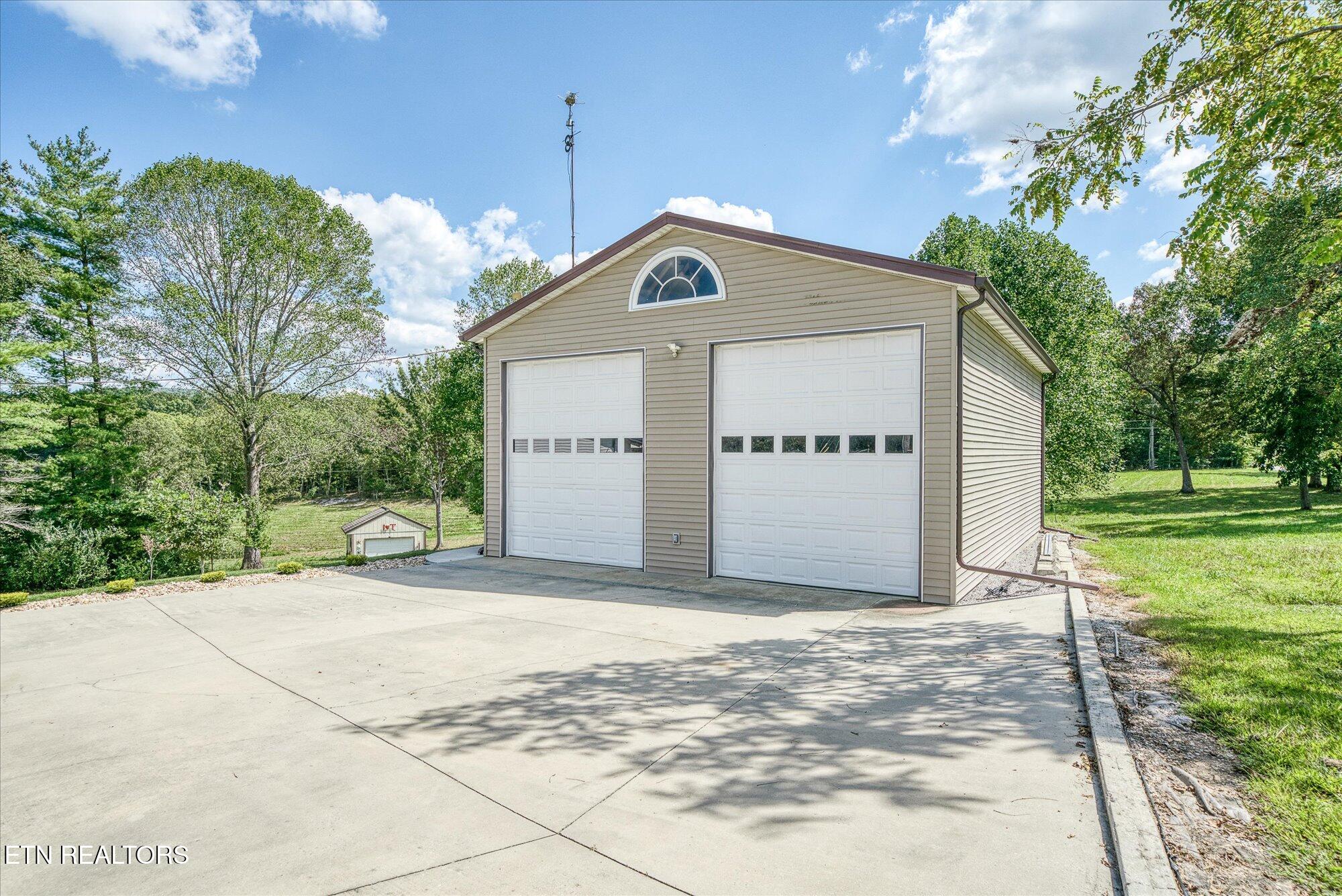 207 Hayes Road Crossville, TN 38555 - Photo 3 of 20 24-187 Hayes Rd_149_TNPC