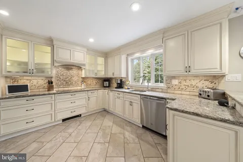 $995,000 | 1154 Old Lancaster Road, Berwyn, PA 19312