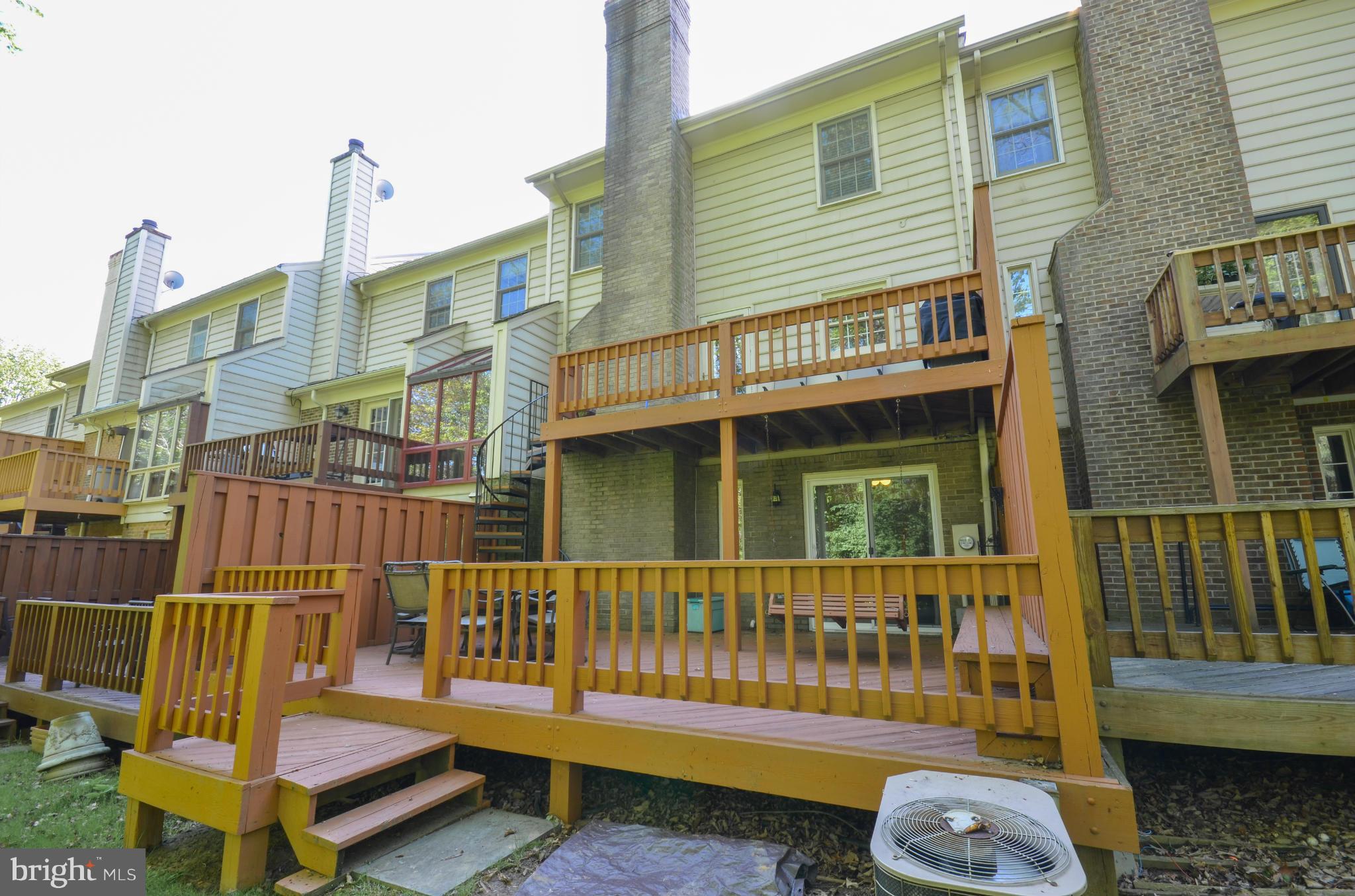 10771 Brewer House Road Rockville, MD 20852 - Photo 29 of 30 a view of a deck with a chair