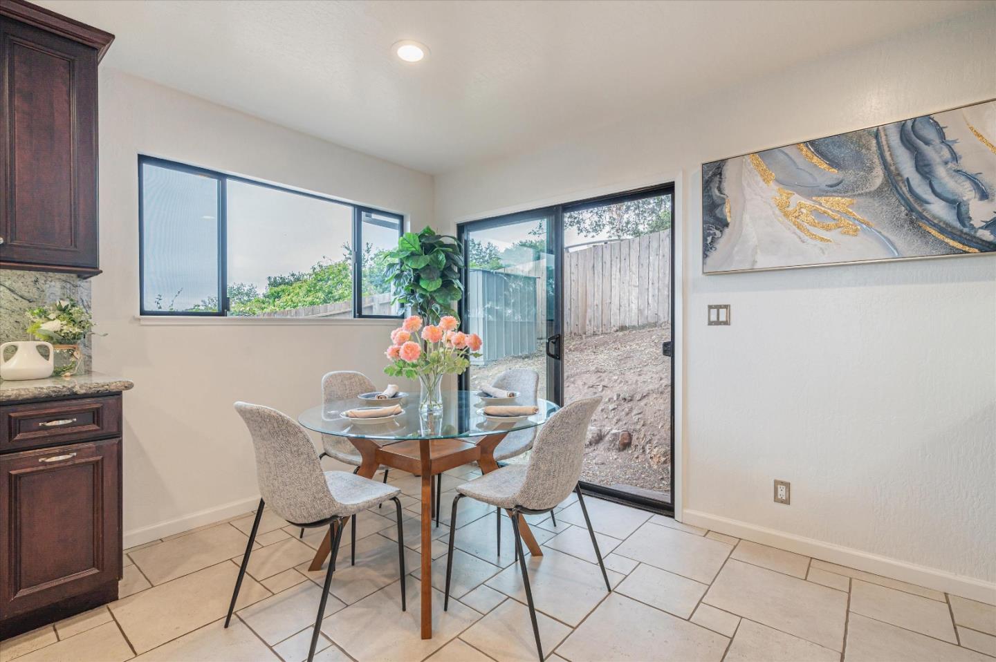400 Middle Road Belmont, CA 94002 - Photo 20 of 51 Gallery Image 20