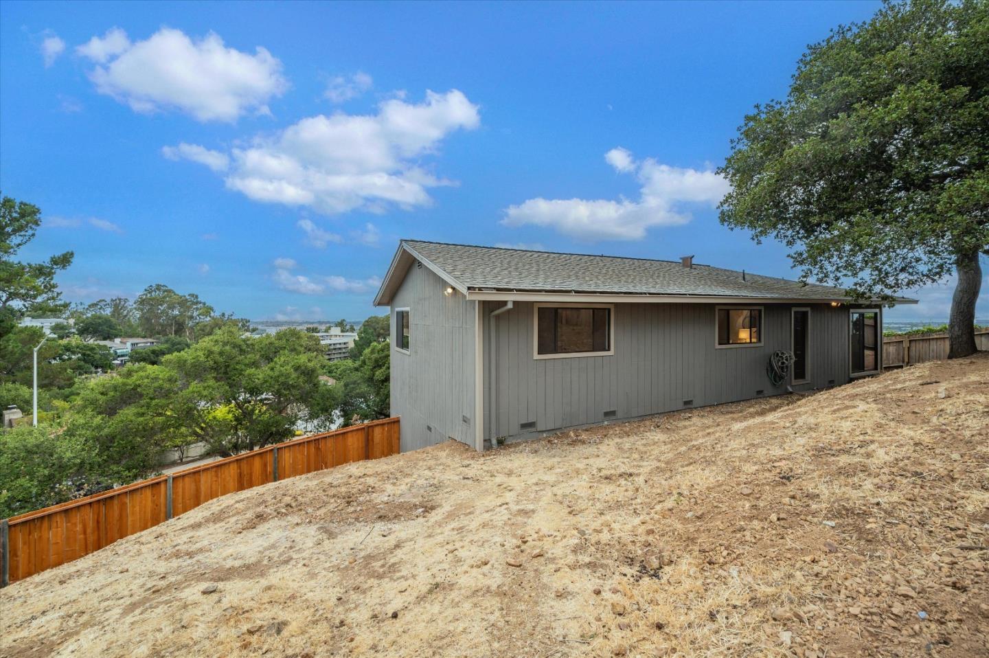 400 Middle Road Belmont, CA 94002 - Photo 44 of 51 Gallery Image 44