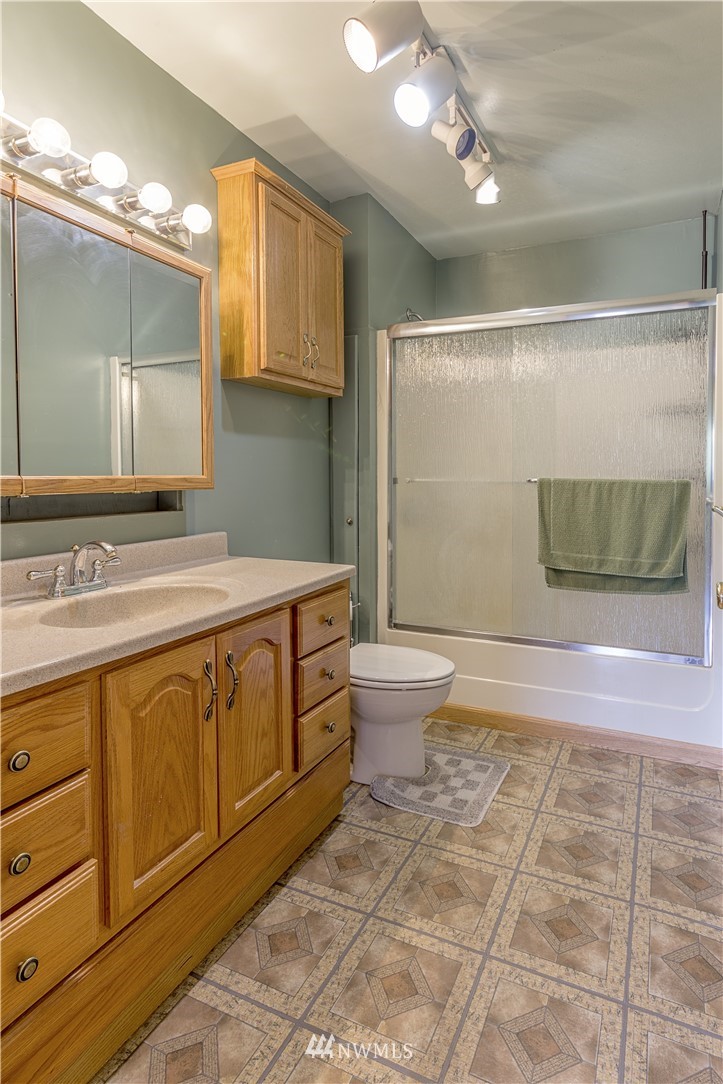 4392 South Discovery Road Port Townsend, WA 98368 - Photo 16 of 22 Gallery Image 16