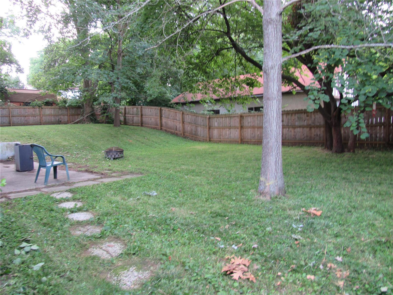 3027 Edwards Street Alton, IL 62002 - Photo 22 of 23 Gallery Image 22