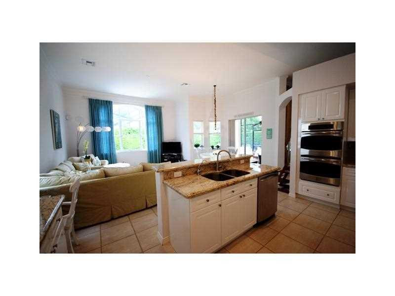 18536 Ocean Mist Drive Boca Raton, FL 33498 - Photo 8 of 30 Kitchen