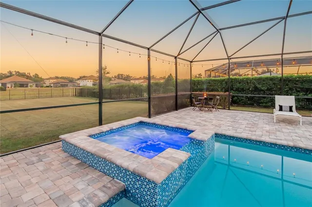$1,250,000 | 10304 Meadowrun Drive, Lithia, FL 33547