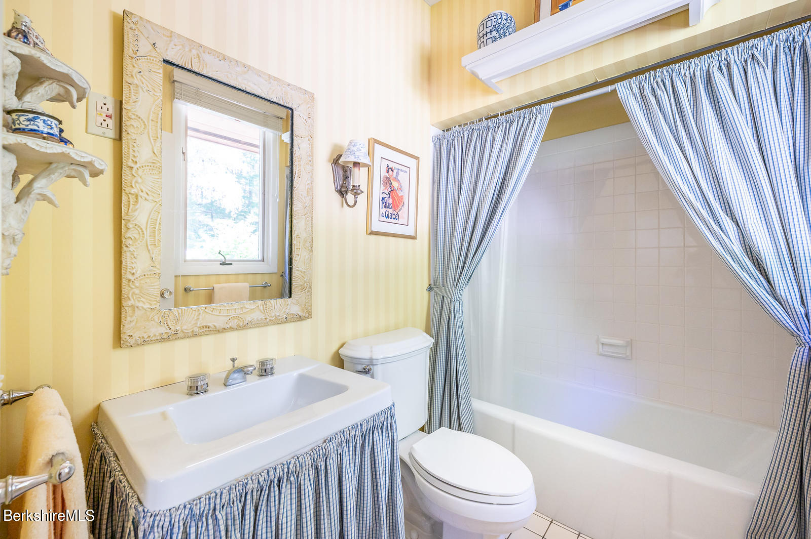 87 Shun Toll Road Egremont, MA 01230 - Photo 21 of 36 Guest bathroom