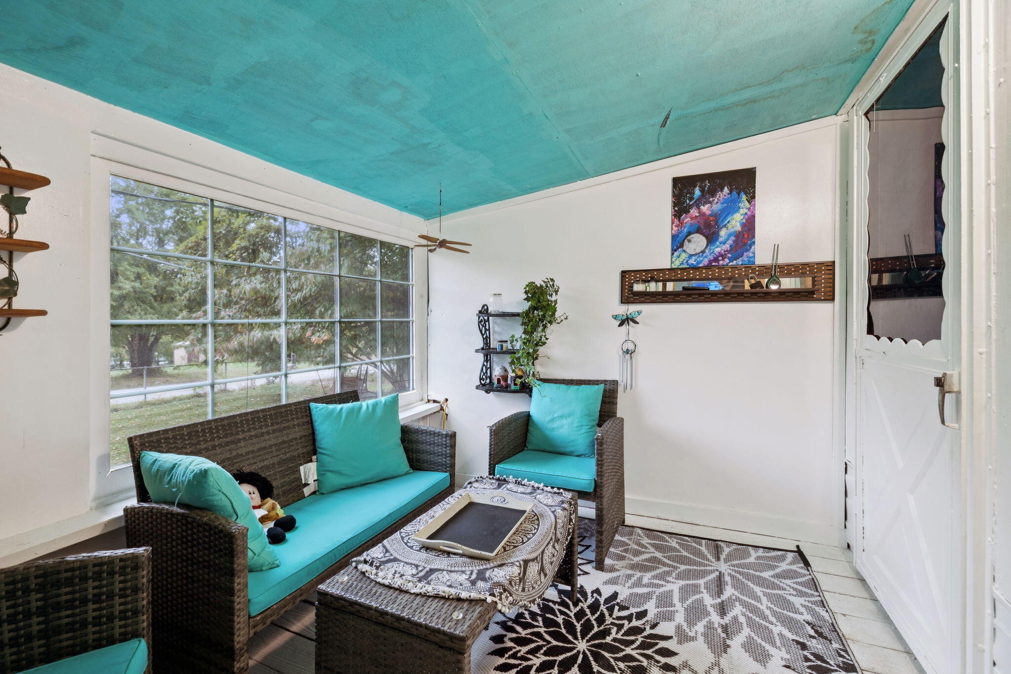 7503 Davis Mill Road Harrison, TN 37341 - Photo 7 of 33 a living room with furniture and a window