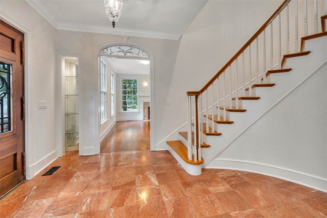 210 Settlers Road St. Simons Island, GA 31522 - Photo 5 of 61