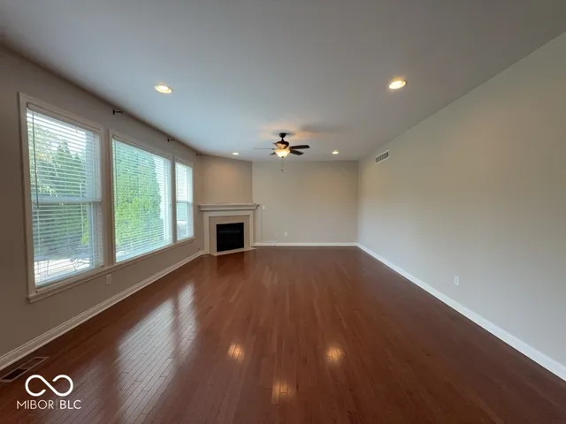 $2,850 | 13052 Whitten Drive North, Fishers, IN 46037