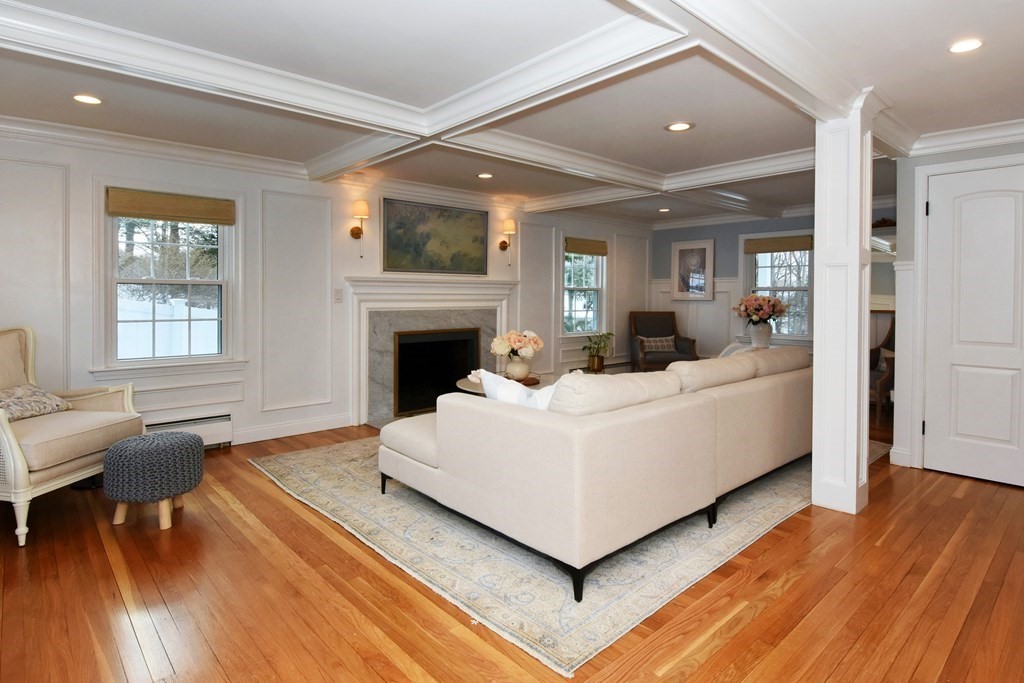 77 Outlook Road Wakefield, MA 01880 - Photo 11 of 41 Gallery Image 11