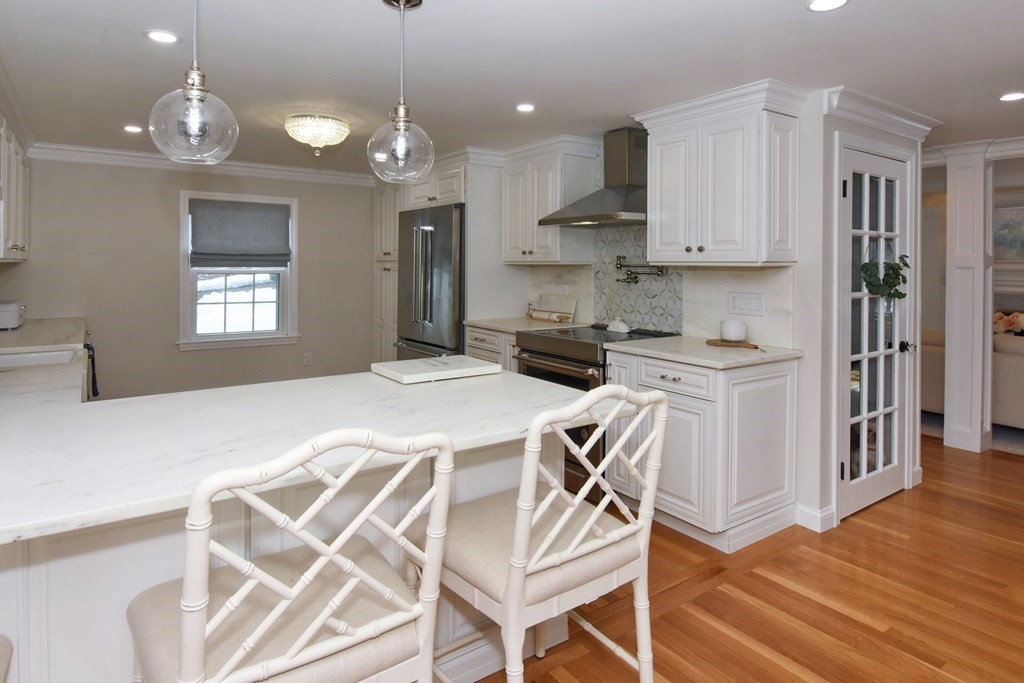 77 Outlook Road Wakefield, MA 01880 - Photo 15 of 41 Gallery Image 15