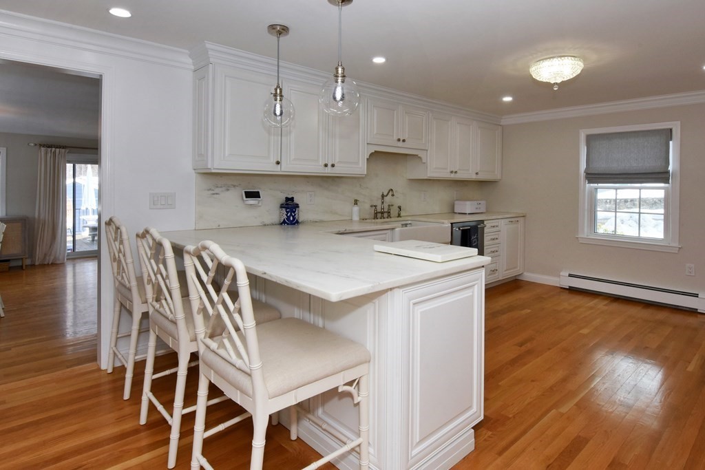 77 Outlook Road Wakefield, MA 01880 - Photo 20 of 41 Gallery Image 20