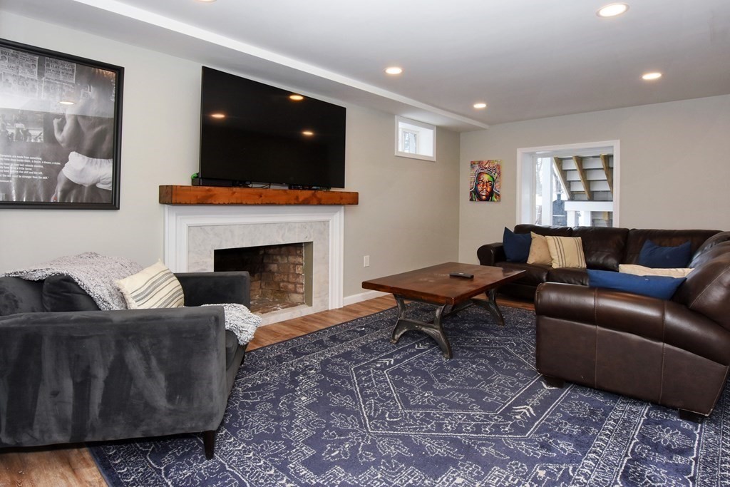 77 Outlook Road Wakefield, MA 01880 - Photo 38 of 41 Gallery Image 38