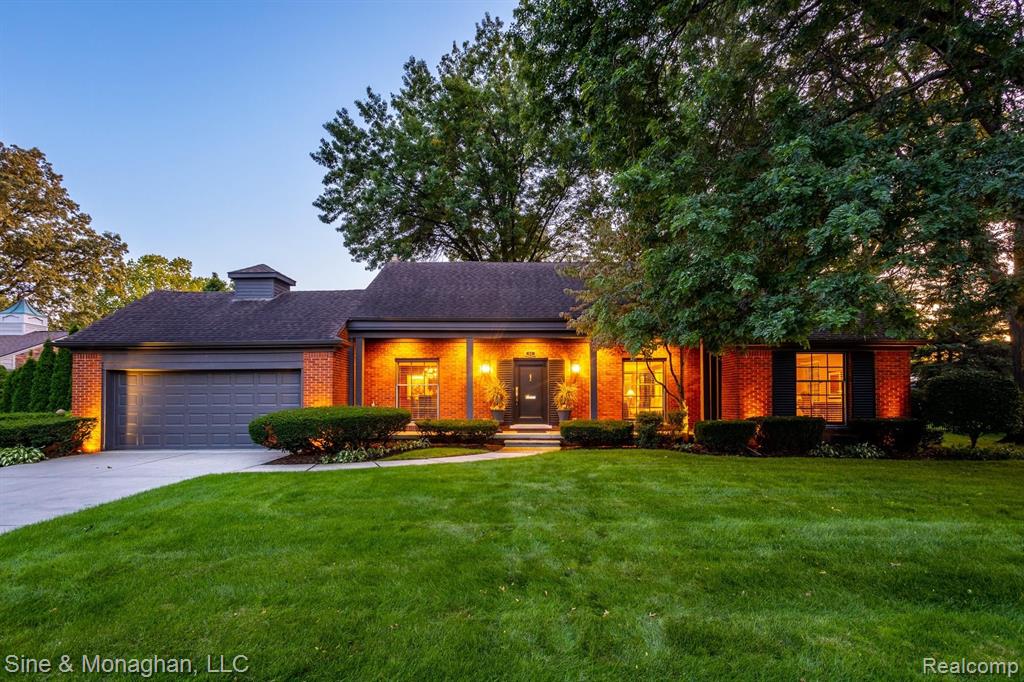55 Shoreham Road Grosse Pointe Shores, MI 48236 - Photo 1 of 85