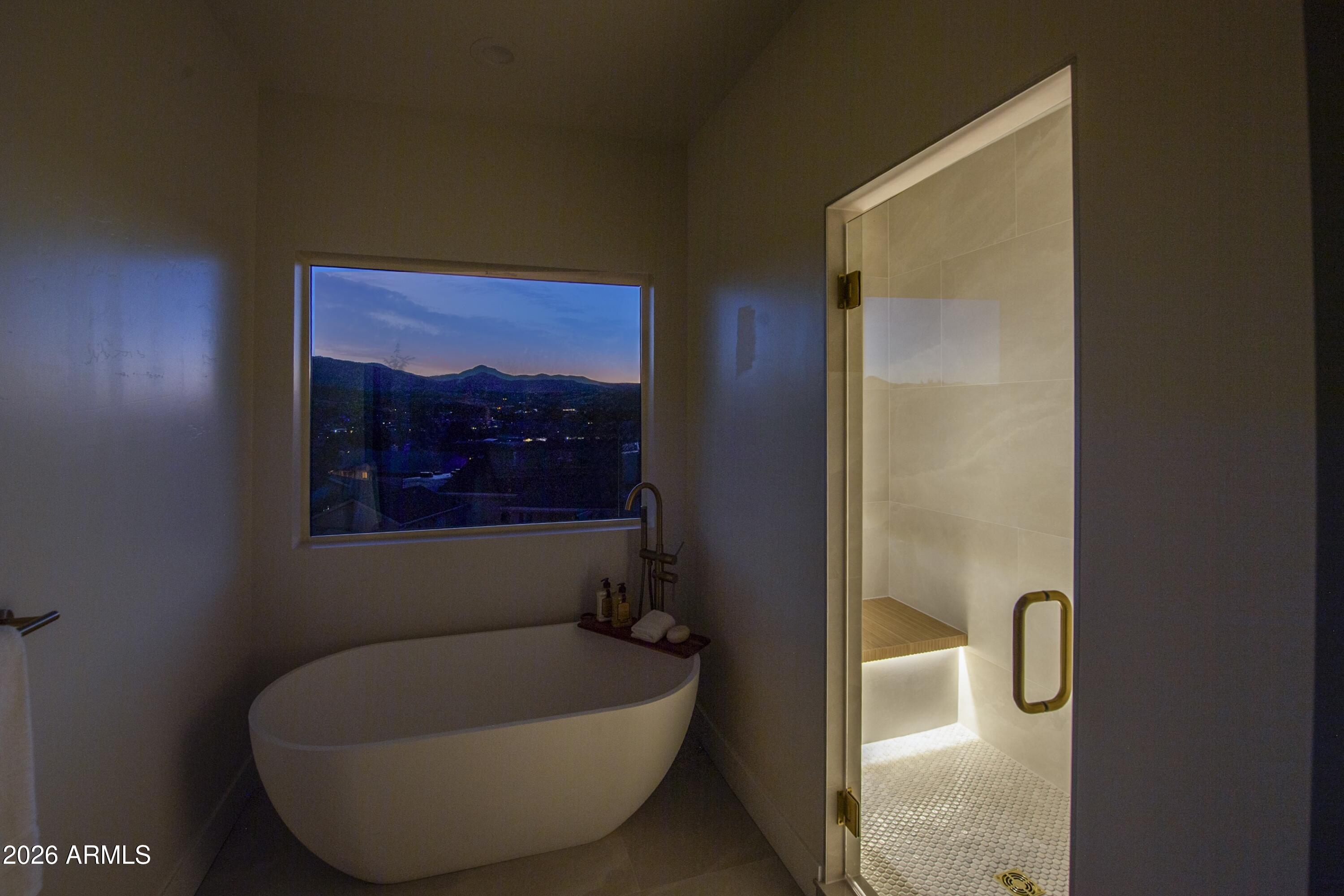 10603 Straight Arrow Road Dewey, AZ 86327 - Photo 19 of 57 Master Bathroom