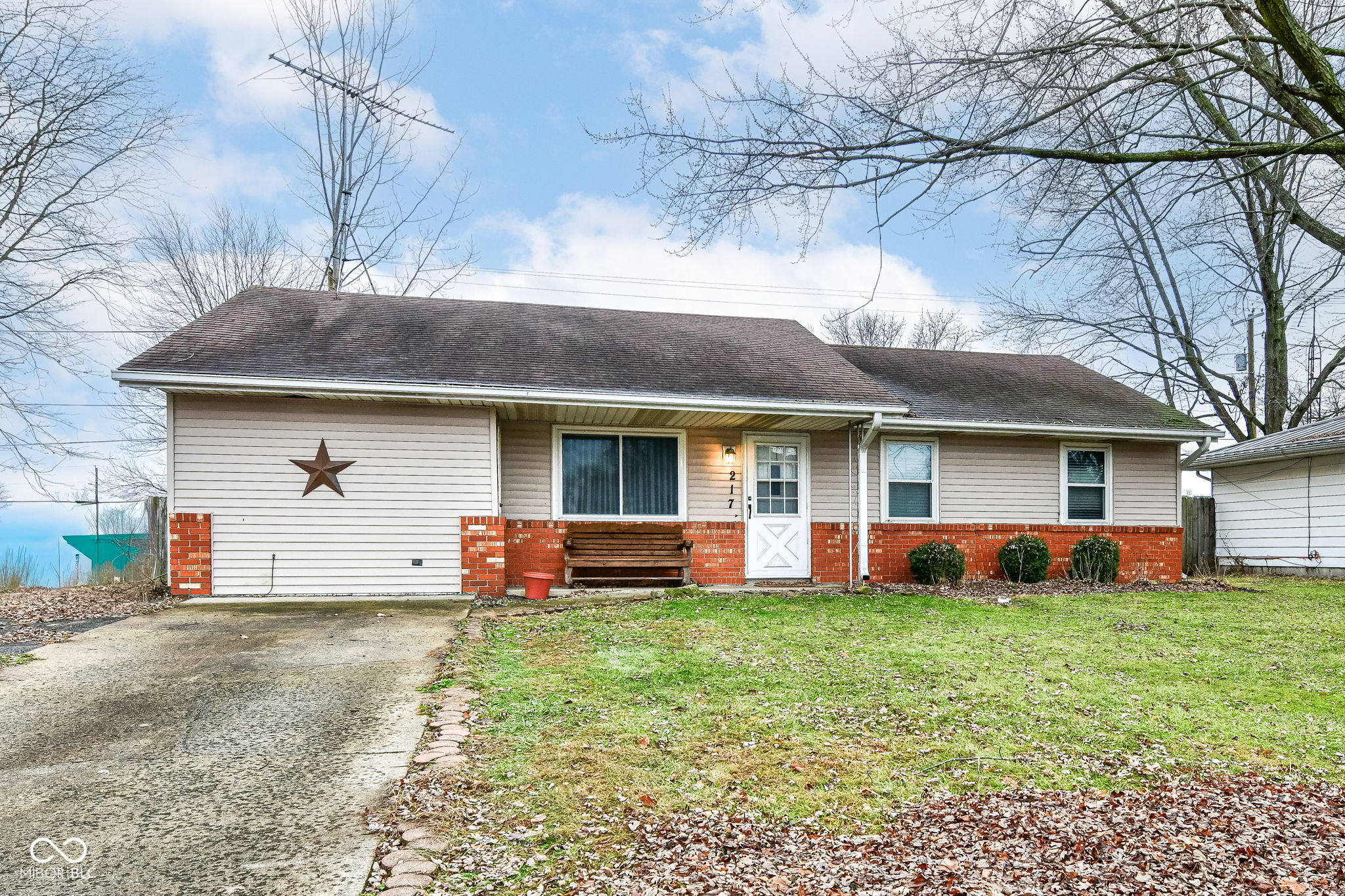 217 Price Street Gaston, IN 47342 - Photo 2 of 39 Gallery Image 2