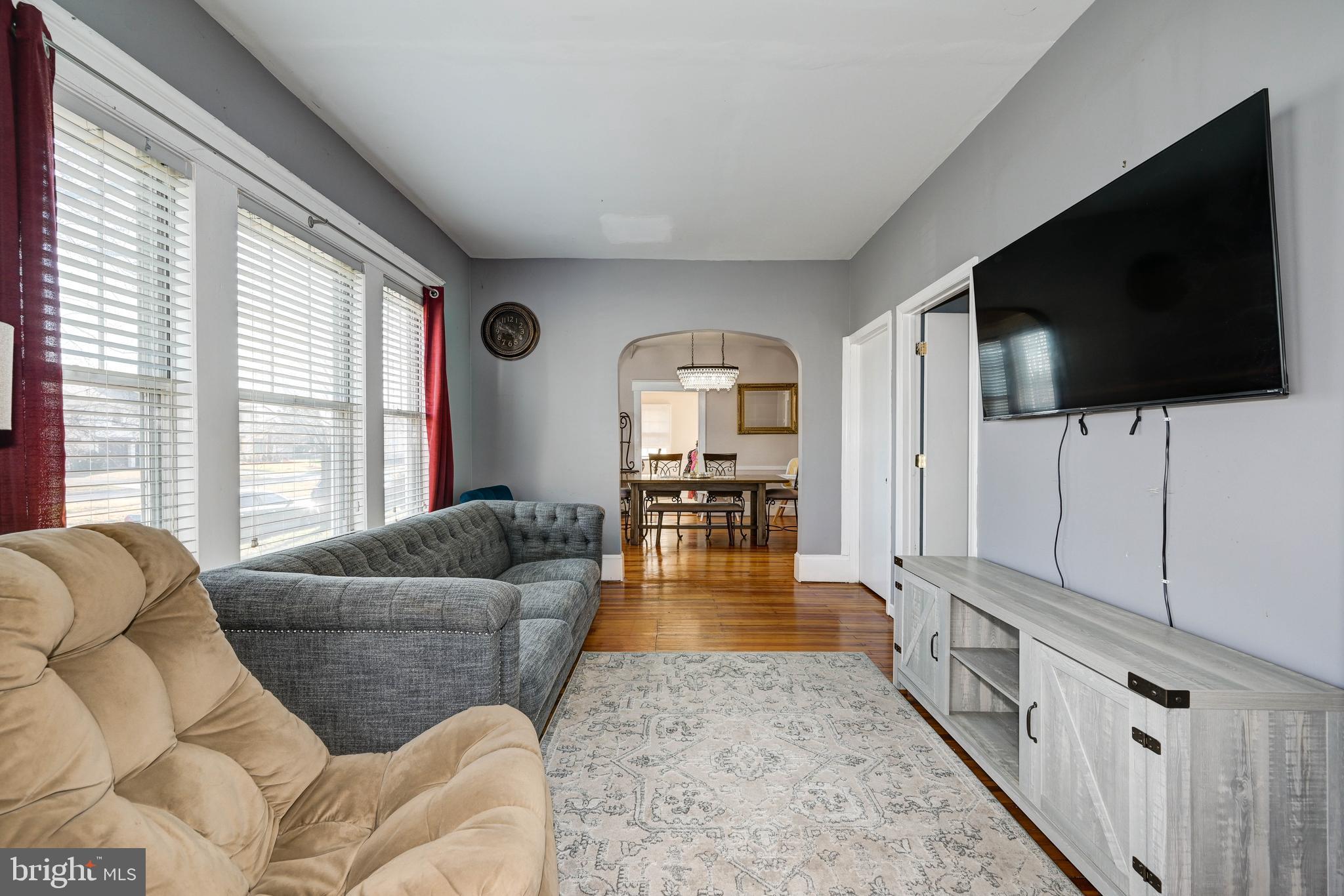 1843 Nottingham Way Trenton, NJ 08619 - Photo 11 of 56