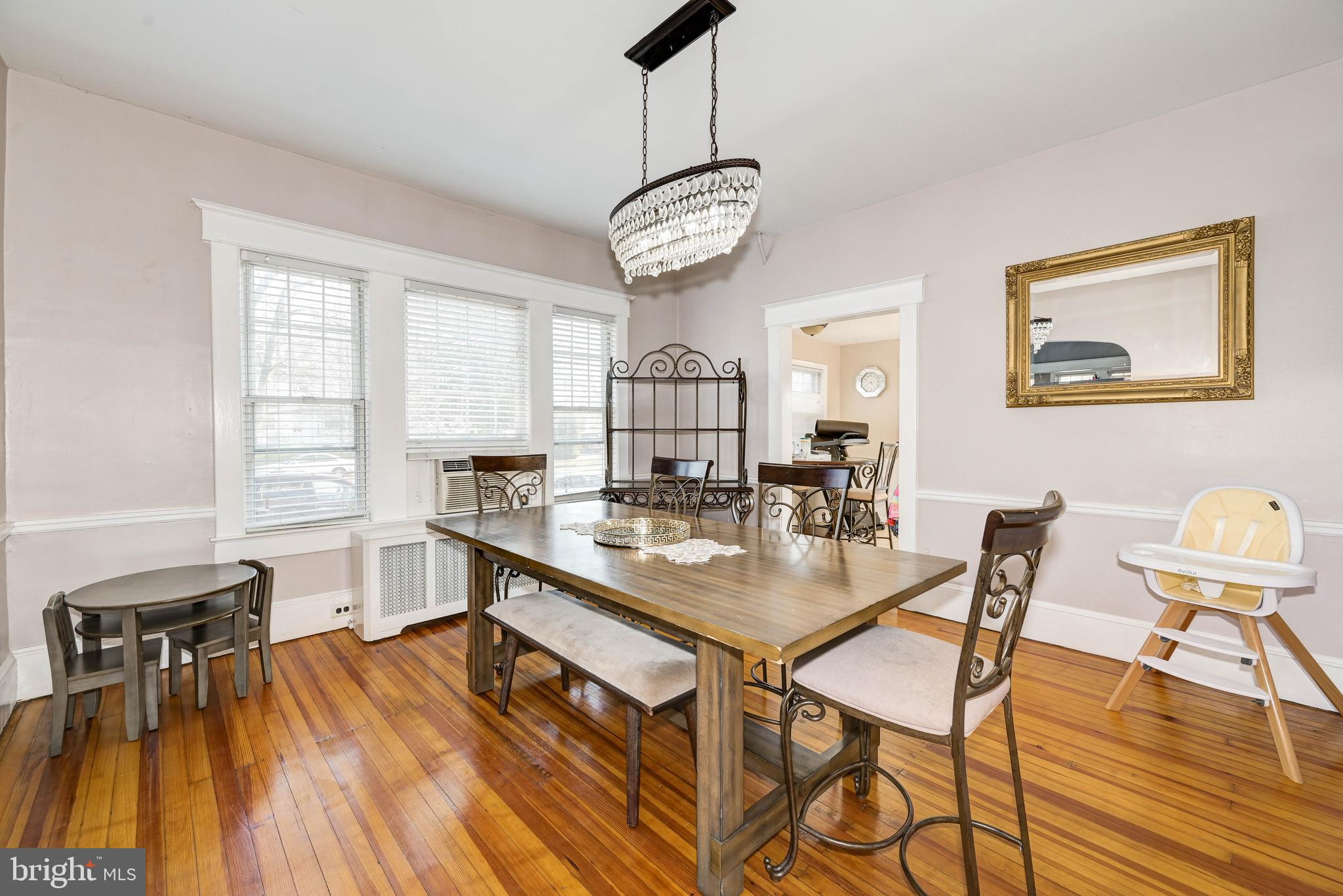 1843 Nottingham Way Trenton, NJ 08619 - Photo 17 of 56