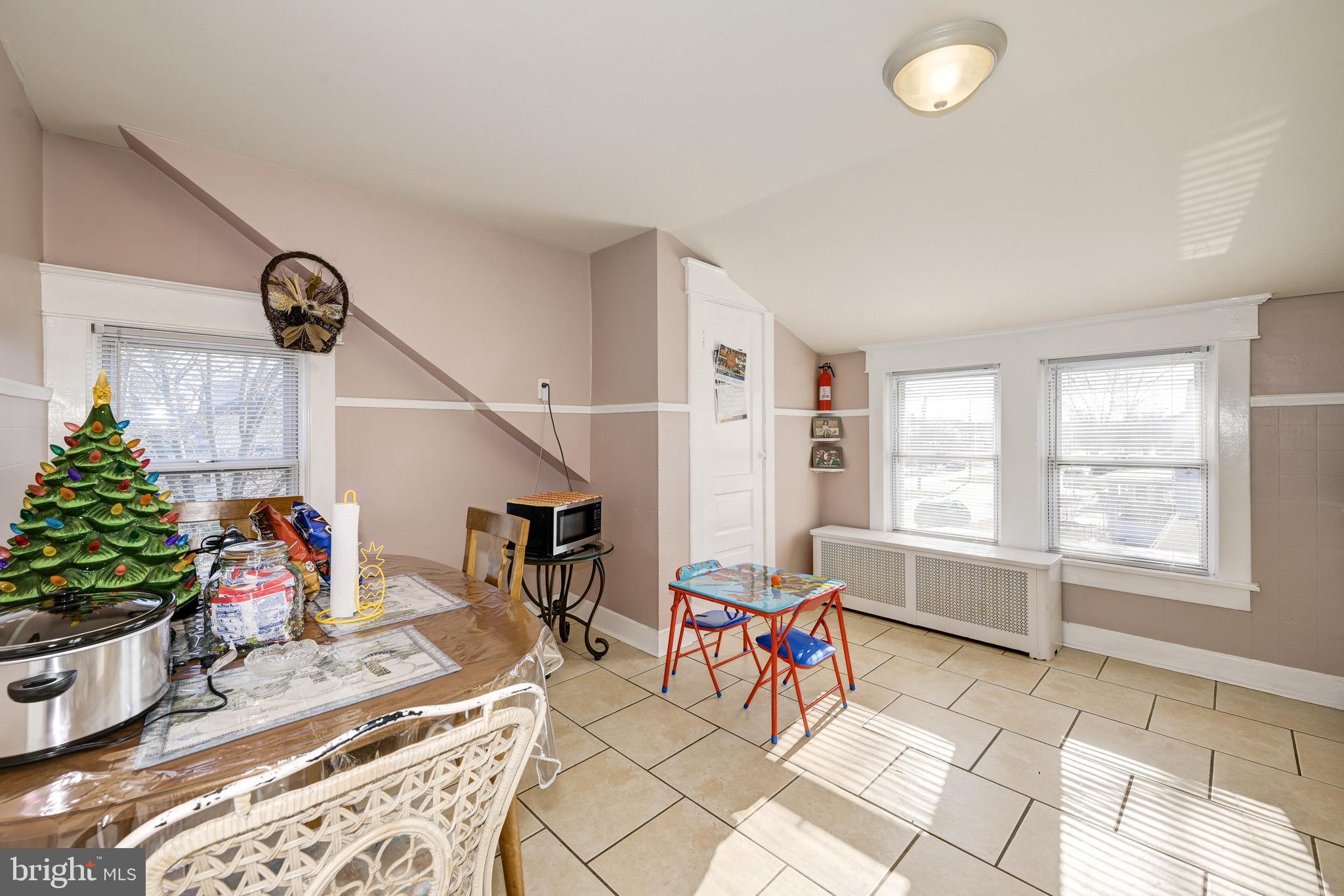 1843 Nottingham Way Trenton, NJ 08619 - Photo 44 of 56