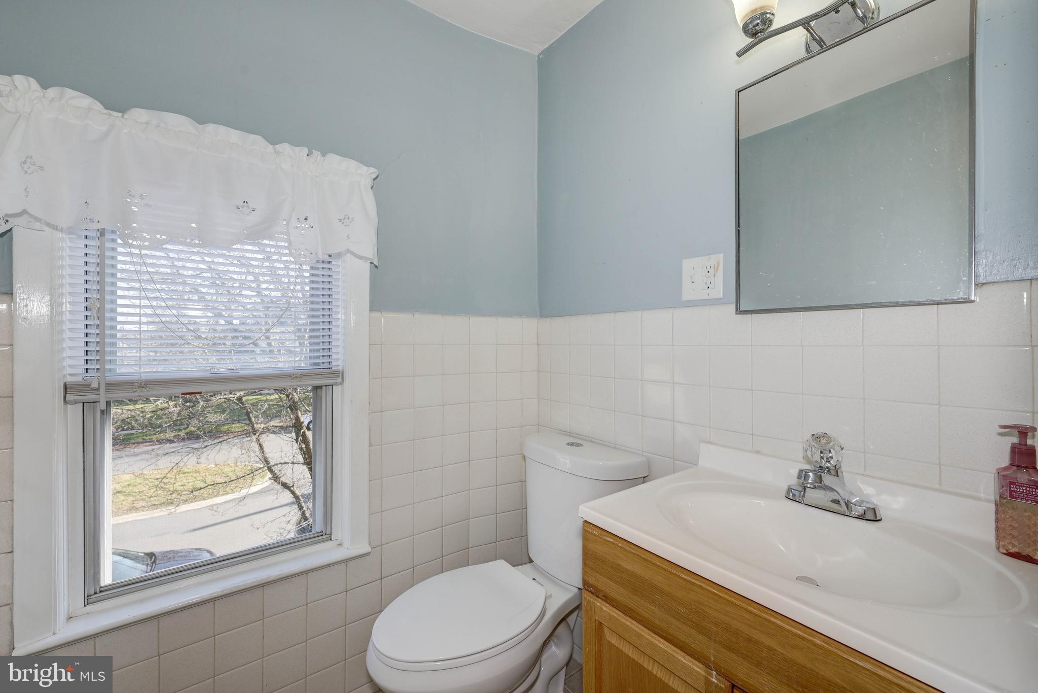 1843 Nottingham Way Trenton, NJ 08619 - Photo 49 of 56