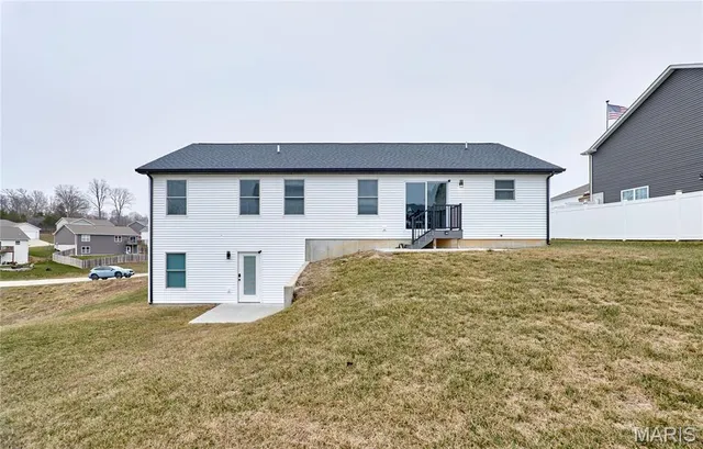 $320,000 | 301 Park Pl Drive, Union, MO 63084
