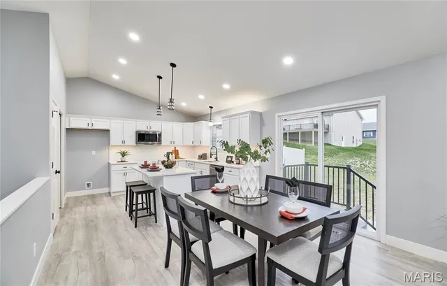 $320,000 | 301 Park Pl Drive, Union, MO 63084