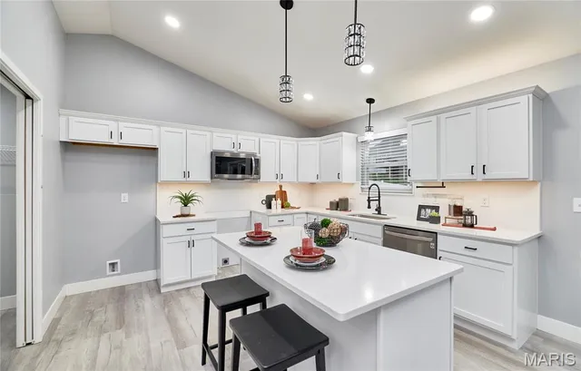 $320,000 | 301 Park Pl Drive, Union, MO 63084