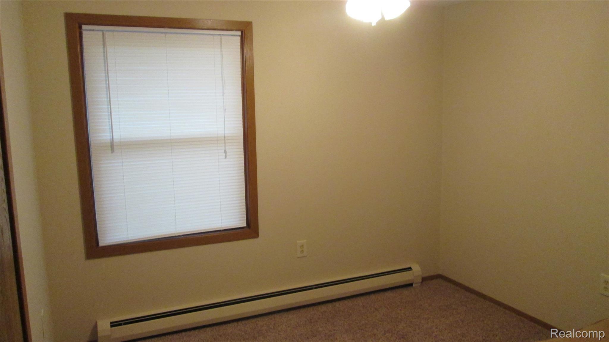 1690 South Boulevard West Rochester, MI 48309 - Photo 18 of 24 IMG_1935.JPG