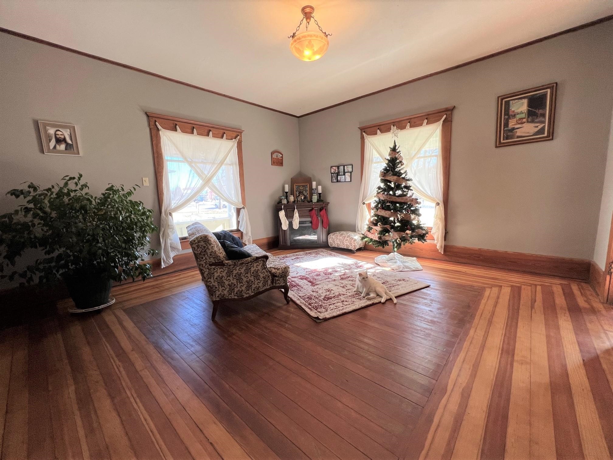 316 West 9th Avenue Winfield, KS 67156 - Photo 7 of 33