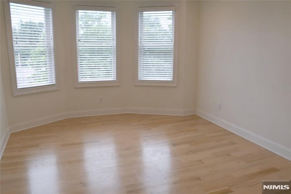 5 Lewis Street, Unit 2 Wayne, NJ 07470 - Photo 3 of 13